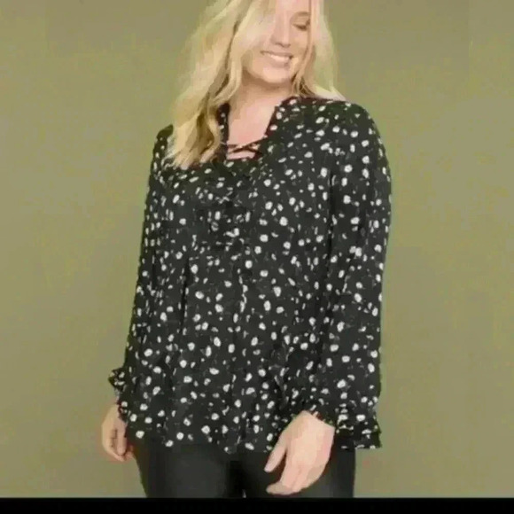 Lane Bryant Long Floral Lace Up Peplum Long sleeve Blouse,Size 14 - Picture 2 of 2